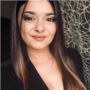 Laureanda in Lingue e Culture Moderne offre lezioni private a studenti